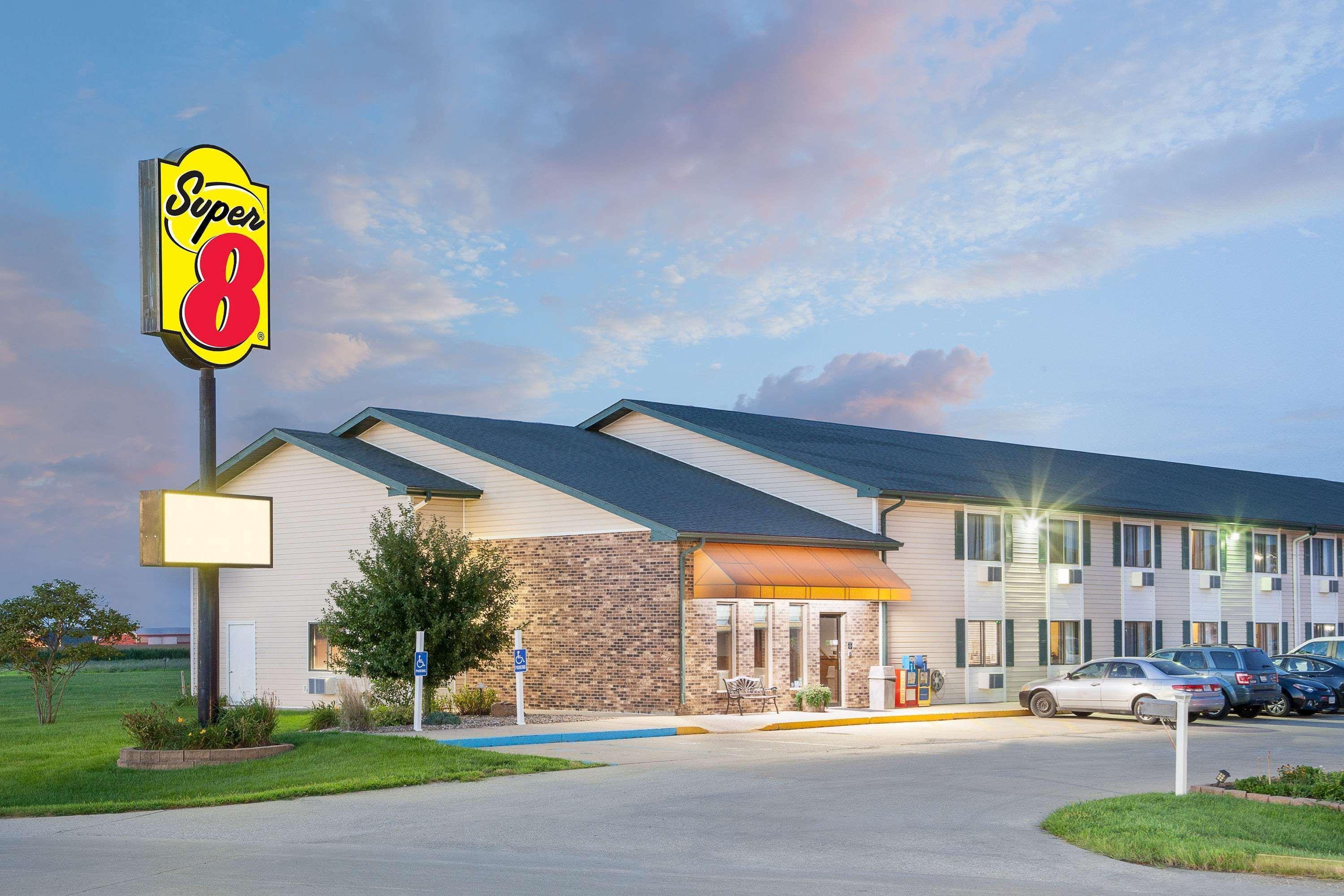 Motel Super 8 By Wyndham Mt Pleasant Mount Pleasant Exterior foto